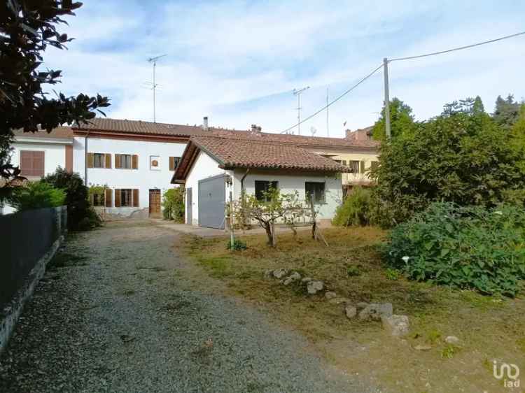 Vendita casa 7 locali di 195 m² in Alessandria (15121) - 106011 - iad