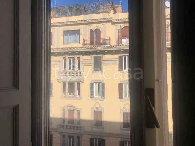 Appartamento in affitto a Roma via Reno, 35