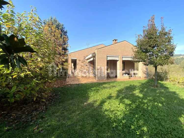 Villa unifamiliare corso Langhe 35/a, Corso Langhe, Moretta, Corso Cortemilia, Alba