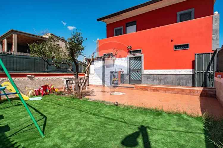 Villa in Via Cheppia, Catania, 4 locali, 3 bagni, giardino privato