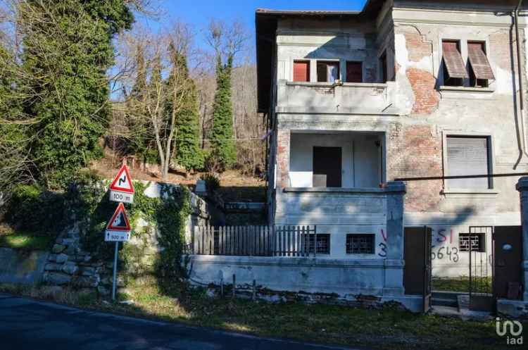 Vendita casa 10 locali di 289 m² in Cengio (17056) - 135645 - iad