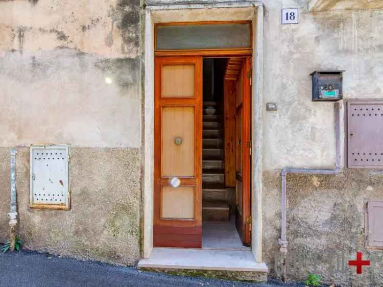 Terratetto unifamiliare via Salvatore Tommasi, Centro, Cittaducale