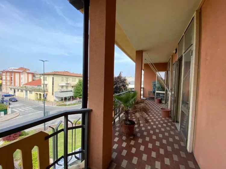 Appartamento in VIALE STAZIONE 59, Montegrotto Terme, 6 locali, 105 m²