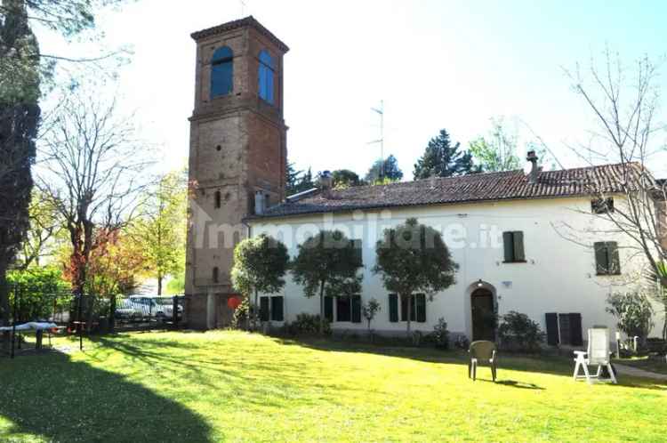 Villa unifamiliare via Pediano, Tre Monti, Imola