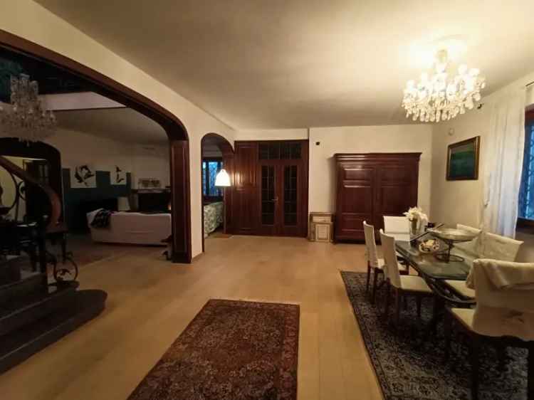 Villa in Polezzera, Castel San Giovanni, 9 locali, 3 bagni, garage