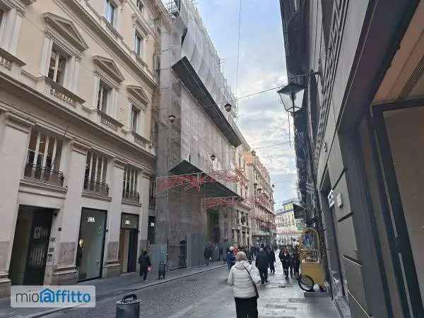 Appartamento In Affitto in Napoli, Campania