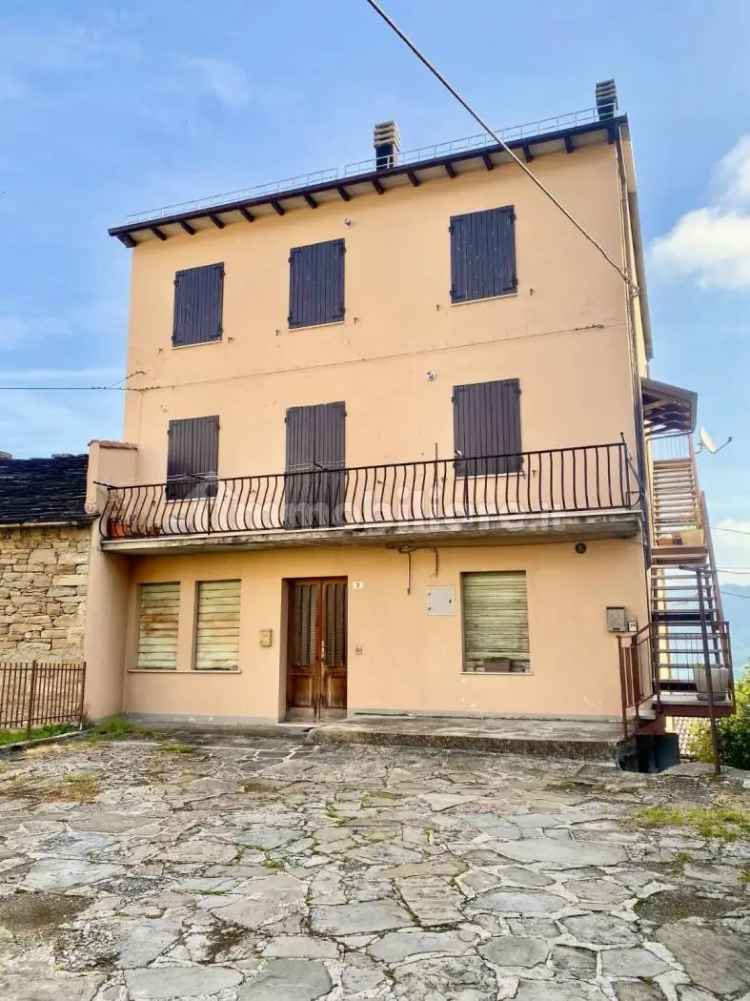 Appartamento in villa, buono stato, 177 m², Centro, Montecreto