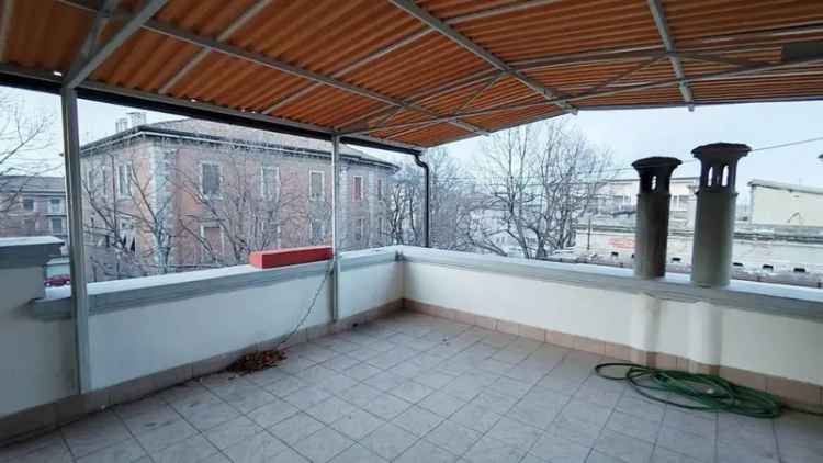 Appartamento in Viale patrioti 5, Piacenza, 5 locali, 2 bagni, 170 m²