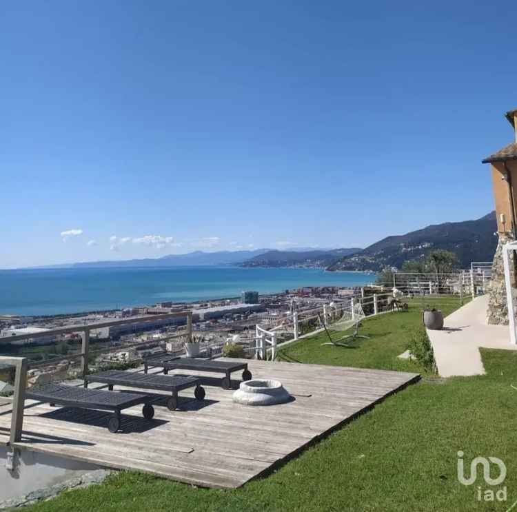 Vendita villa Bifamiliare 11 locali di 213 m² in Genova (16157) - 131412 - iad