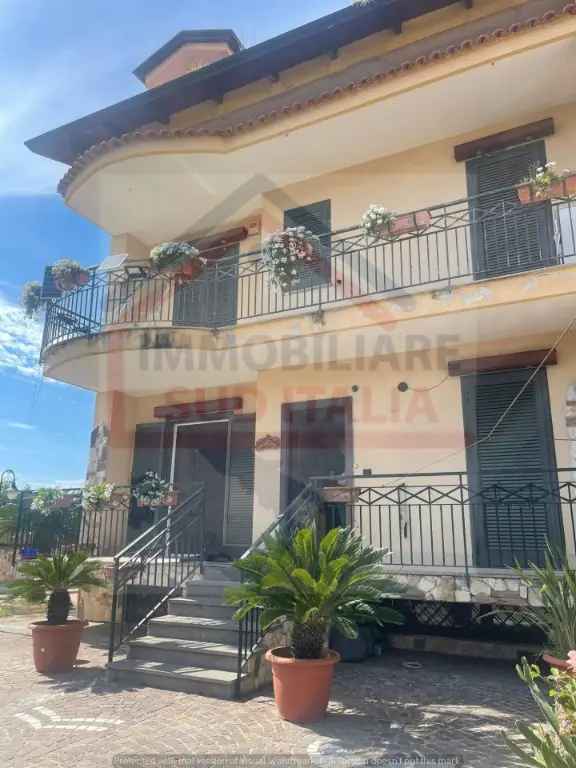 Villa in Via venezia, Villaricca, 6 locali, 5 bagni, giardino privato