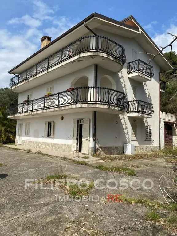 Villa singola in VIA marconi 225, Zagarise, 8 locali, 4 bagni, 380 m²