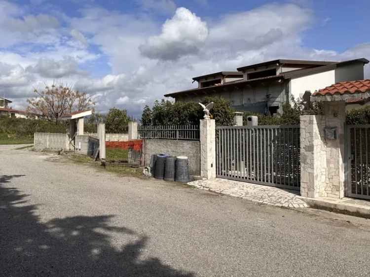 Villa unifamiliare via Giovanni Falcone 1, Borgia