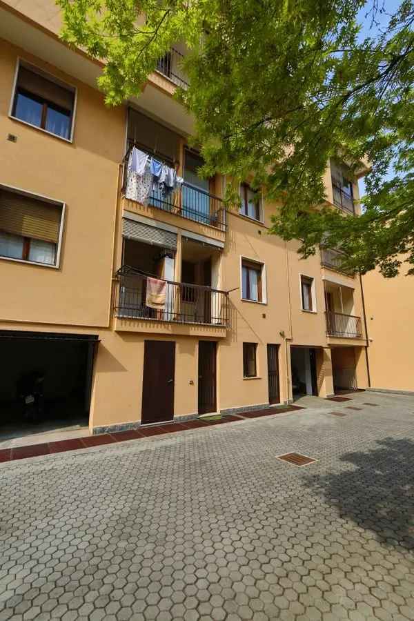 Appartamento in Via Mazzini, 9, Legnano (MI)