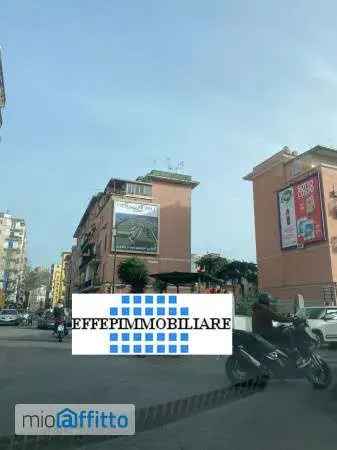 Appartamento In Affitto in Napoli, Campania