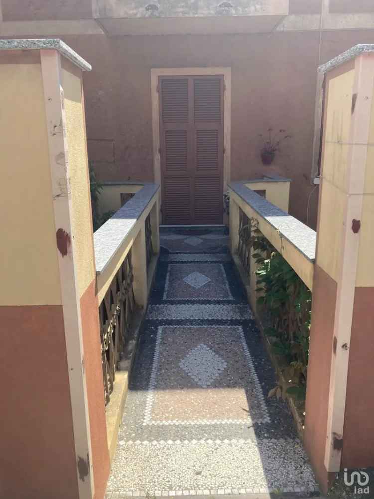 Vendita appartamento 6 locali di 83 m² a Mele (16010) - 122438 - iad