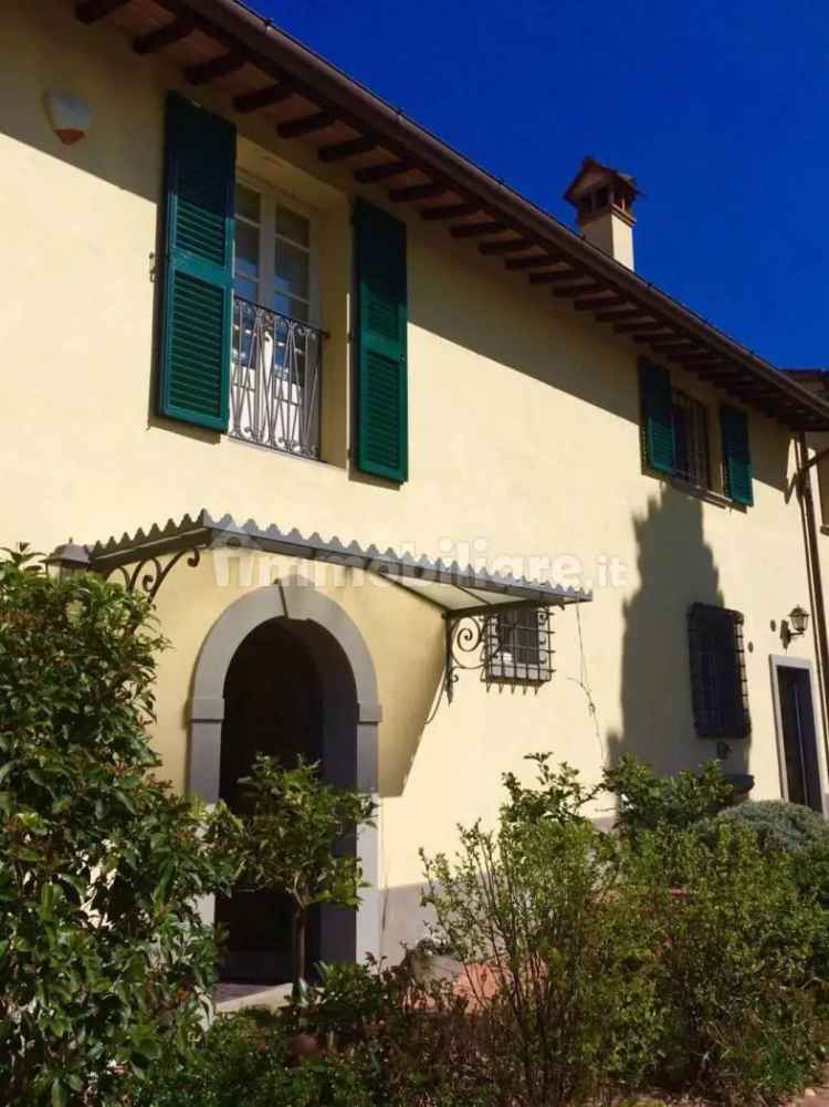 Casa colonica via Giotto, Centro, Poggio a Caiano