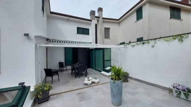 Villa a schiera in Via Parrocchia, Baronissi, 3 locali, 90 m²