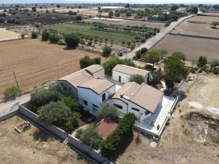 Villa unifamiliare Cappuzzello Donna Raimonda, San Vito, Modica