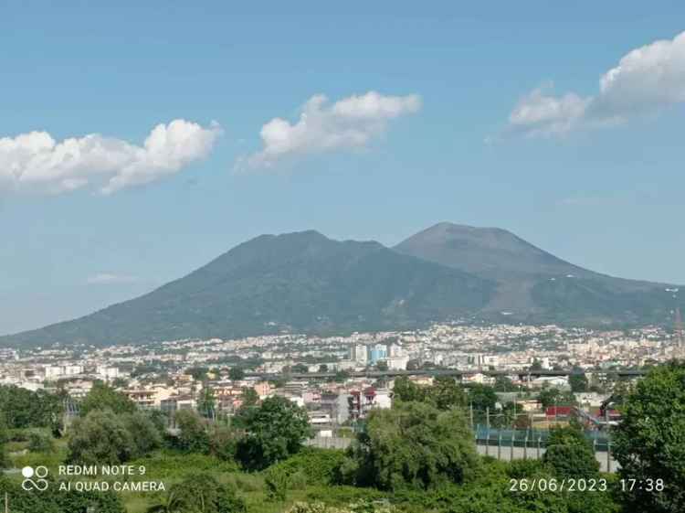 Bilocale via della Stadera 86, Zona Industriale - Marina, Napoli