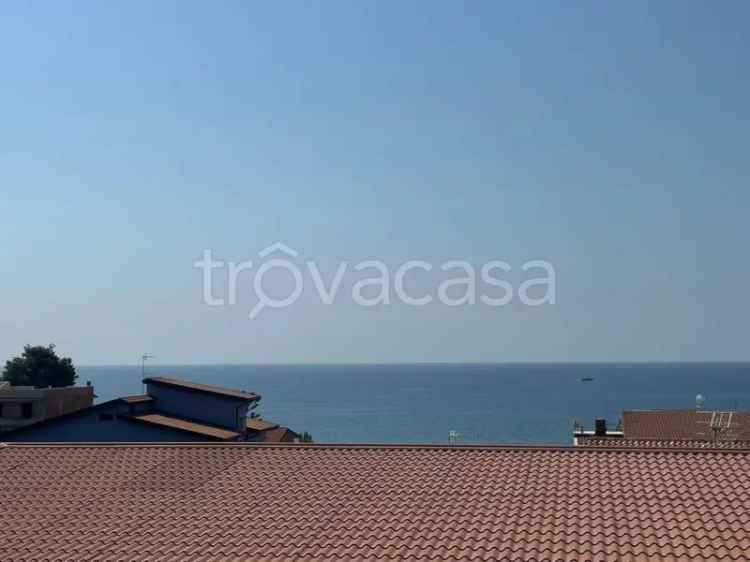 Villa in vendita a Palizzi via Lurio Traversa 2