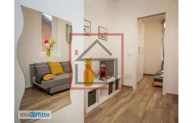 Affitto 3 camera casa di 70 m² in Milan