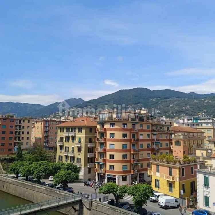 Quadrilocale via Giovanni Amendola 9, Costaguta, Rapallo