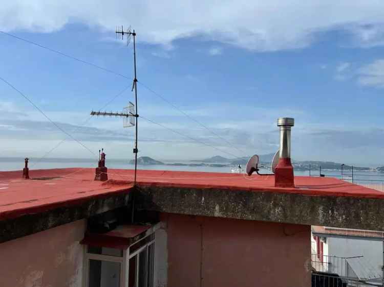 Quadrilocale II traversa Coste D'Agnano, Pozzuoli Alta, Pozzuoli