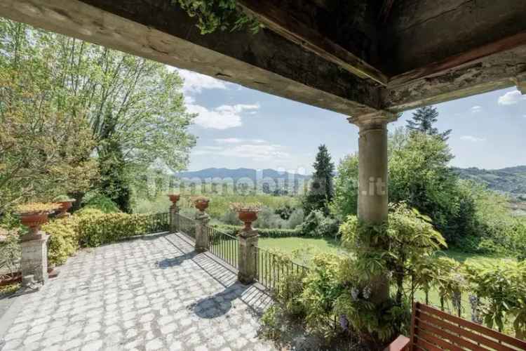 Villa unifamiliare via della Croce Prima, Ponte a Moriano, Lucca