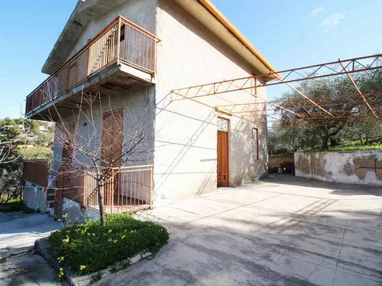 Villa in Strada Statale Catanese, Bolognetta, 5 locali, 2 bagni