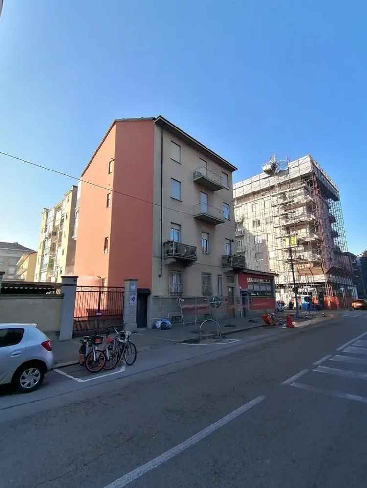 5 Locali in vendita in via Servais , Torino -  n° 539250