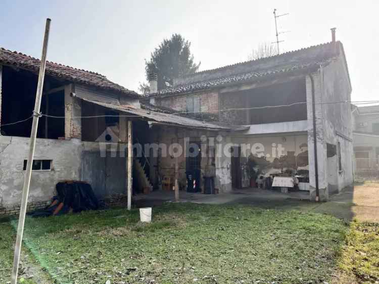 Rustico via Dosso, Castelvetro Piacentino