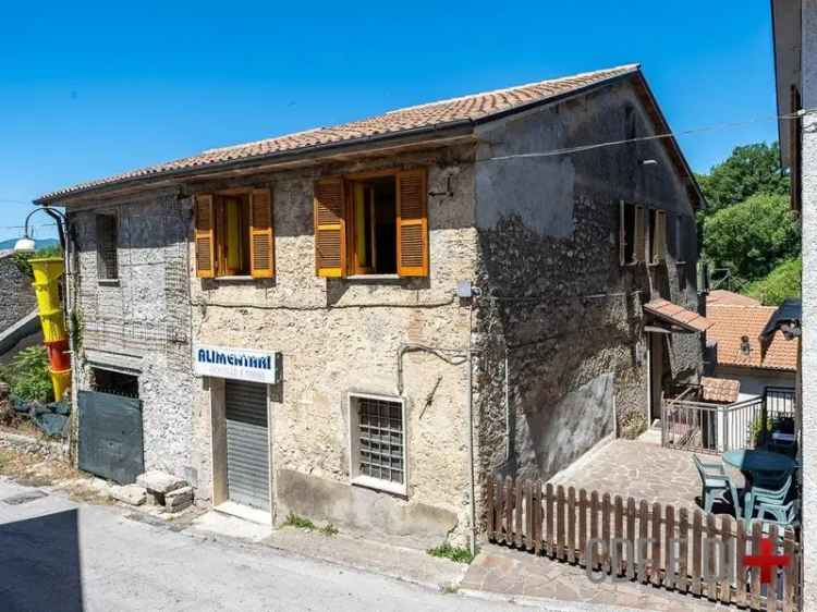 Villa unifamiliare San Pietro, Borgo San Pietro, Poggio Bustone