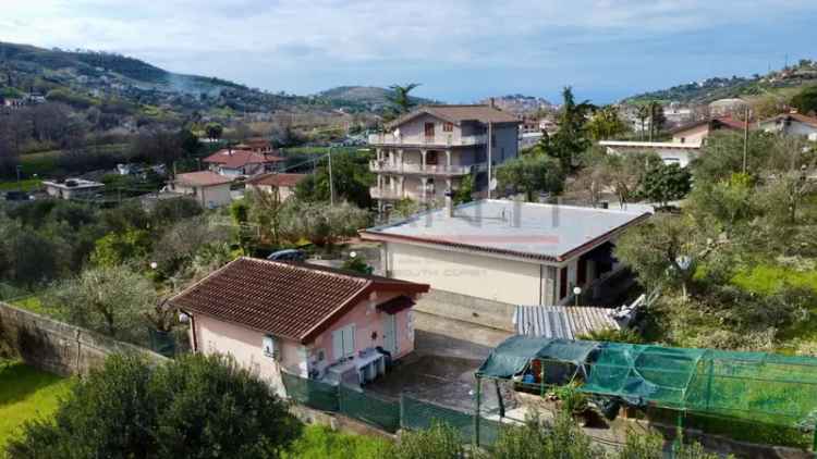 Villa unifamiliare via Cannetiello 20, Centro, Agropoli