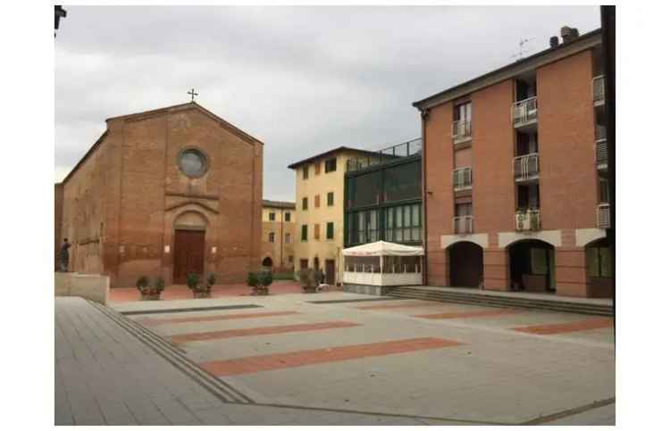 Quadrilocale in vendita a Castelfiorentino, Piazza Ippolito Ulivelli 13