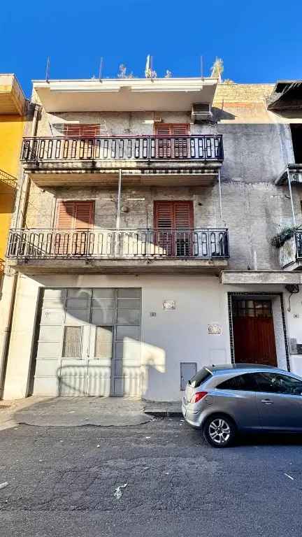 Appartamento in Via sant'antonio, Scordia, 6 locali, 2 bagni, 144 m²