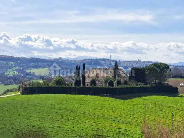 Villa bifamiliare Strada Provinciale Potentina, Montelupone