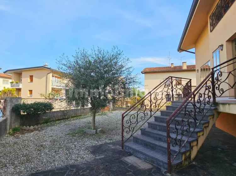 Villa unifamiliare via San Quirino 14, Via Cividale, Udine