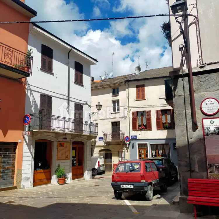 Terratetto unifamiliare piazza Cesare Battisti, Centro, Bedonia