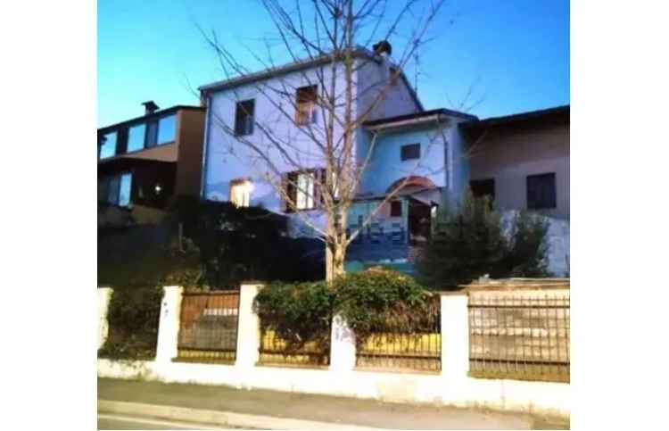 Casa indipendente in vendita a Ospedaletto Lodigiano, Via Padullo 36