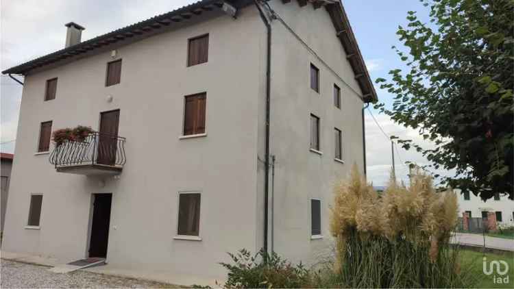 Vendita casa indipendente 9 locali di 315 m² in Montegalda (36047) - 130718 - iad