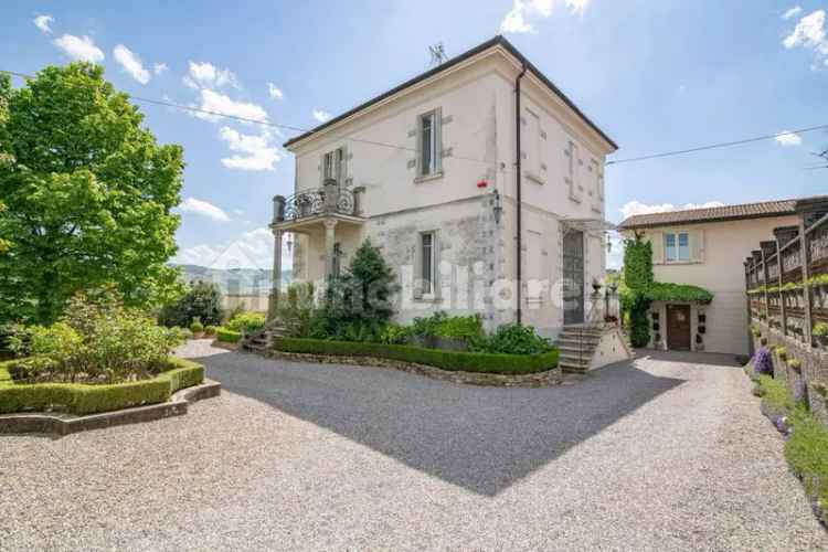 Villa unifamiliare frazione Bagarello, 3, Montecalvo Versiggia