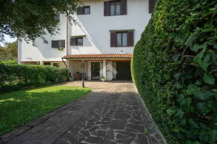 Villa a schiera in vendita