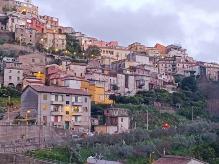 Villa in Via Ponte, Feroleto Antico, 1 bagno, 170 m², terrazzo