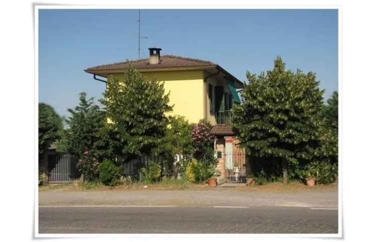 Villa in vendita a Stradella