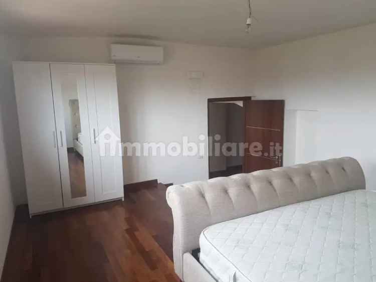 Attico ottimo stato, 170 m², Pratillo, Frosinone