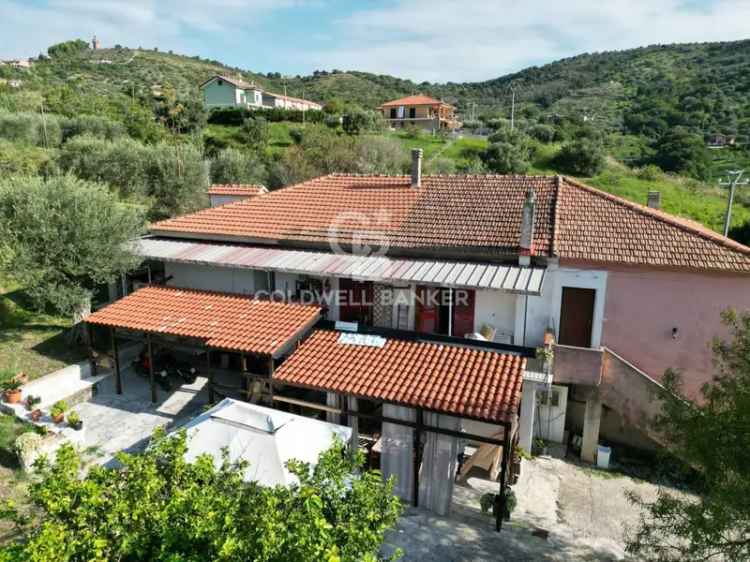 Villa bifamiliare via Alberto Moravia, Agropoli