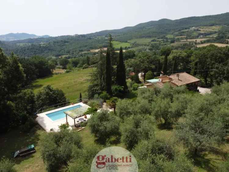 Casale via Fonte Lanaro, Monte Castello di Vibio