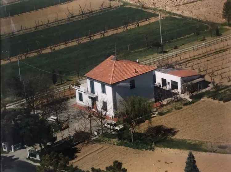 Villa in Via Lucchese sc, Empoli, 6 locali, 2 bagni, giardino privato