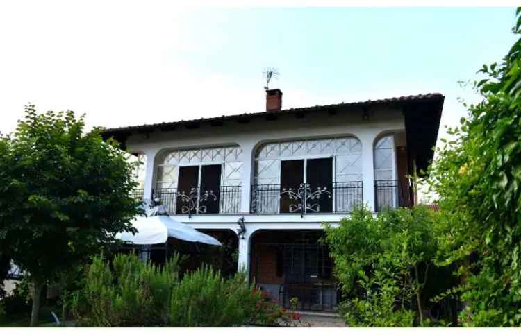 Villa in vendita a Monteu da Po