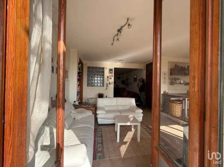 Vendita appartamento 5 locali di 123 m² a Carassai (63063) - 129168 - iad